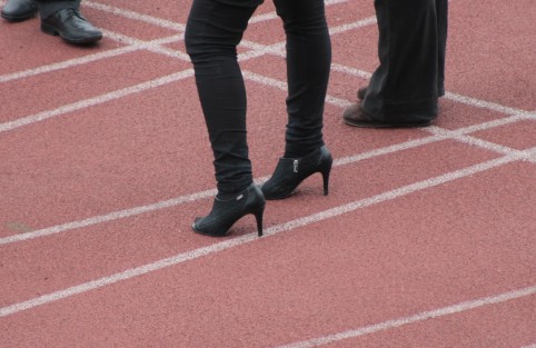 ¿Porqué la Junta de Mejoras de Xalapa desmejora la pista del Estadio Xalapeño permitiendo el acceso a la pista con zapatillas? ¿Será que se creyeron lo de reinas?  