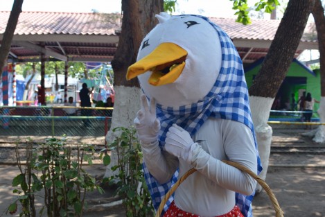 En el parque Cri Cri del Puerto de Veracruz, se realizó un festejo con motivo del Día del Niño que se celebra este 30 de abril; la directora del DIF estatal, Verónica Aguilar, estuvo encabezando el evento. 
