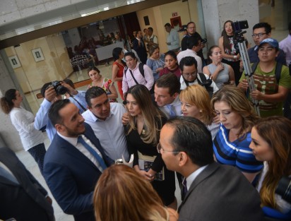 Sergio Hernández acusó a la bancada morenista de tener secuestrado el Congreso.  