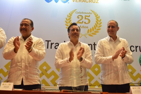 Como parte de los festejos del 25 aniversario del World Trade Center, se llevó a cabo una ceremonia conmemorativa en la que estuvieron presentes como invitados de honor, el Gobernador del Estado, Cuitláhuac García, así como el vicepresidente de la World Trade Center Association Remy Swaab.  