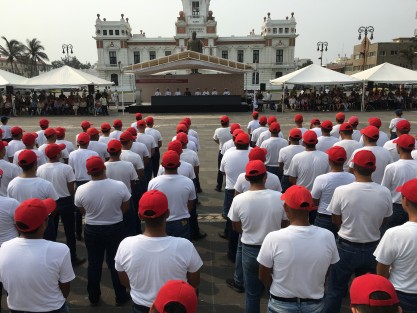 En un evento realizado por la Marina en coordinación con la Sexta Región militar, se llevó a cabo en la Gran Plaza del Malecón, la ceremonia de protesta de los jóvenes del Servicio Militar Nacional clase 2000 y remisos.
