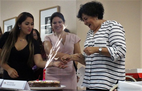 El evento fue aprovechado para festejar a la licenciada Martha Mendoza Parisi, integrante de equidad y género, en el Congreso del Estado. 