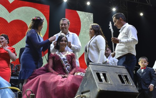 Este jueves 9 de mayo, quedó formalmente inaugurada la Feria Internacional del Café y La Orquídea de Coatepec. El presidente municipal, Luis Enrique Fernández Peredo, junto a invitados especiales como legisladores y alcaldes de la región, fue quien encabezó los festejos que estarán hasta el 19 de mayo.  