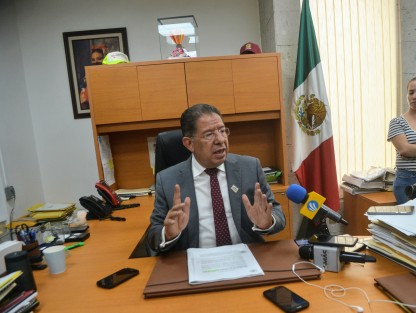 Este martes 14 de mayo, durante la tercera sesión ordinaria, el Pleno de la LXV Legislatura de Veracruz analizará y votará la Minuta que contiene la reforma a los artículos 3, 31 y 73 de la Constitución Política de los Estados Unidos Mexicanos, en materia educativa, informó el presidente de la Mesa Directiva, diputado José Manuel Pozos Castro. 