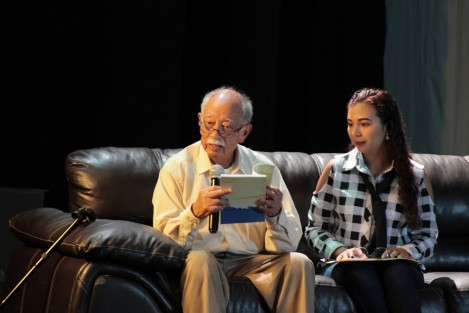 En un evento conjunto realizado en el auditorio de El Ágora de la Ciudad, se conmemoraron el 60 Aniversario de La Naval y la Escuela Secundaria y de Bachilleres Experimental. El Maestro Lenin Villegas hizo una remembranza de la creación del comercio que a lo largo de su existencia ha promovido la cultura en el corazón de Xalapa. 