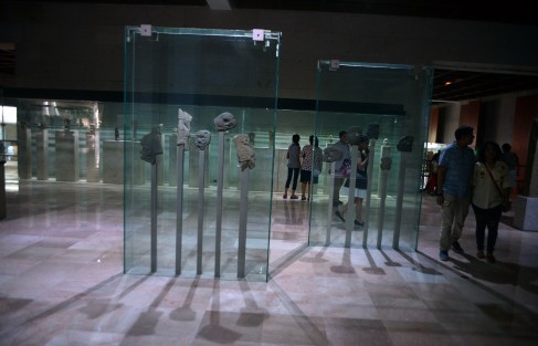 Con una mayor asistencia que en otros años se  celebro el día del museo en el  Museo de Antropología de Xalapa, cientos de familias aprovechan que la entrada es gratuita y visitaron este emblemático lugar que debido al alto costo de la entrada son pocas las personas que tienen el privilegio de visitar este sitio.  