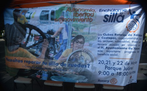 Se invita a familiares y amigos de usuarios sillas de ruedas que requieran mantenimiento de alguna silla a que acudan, ya que la cuota de recuperación es desde 100 pesos y hasta 400; del mismo modo se invita a población en general a apadrinar una reparación. Se espera reparar entre 150 y 200 sillas.  