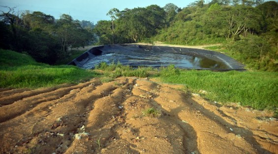 Las imágenes están actualizadas: no son de cuando VEOLIA ocupaba el espacio. El recorrido se hizo, precisamente, para darle seguimiento a la problemática de El Tronconal desde que usted reabrió por la fuerza el basurero.  