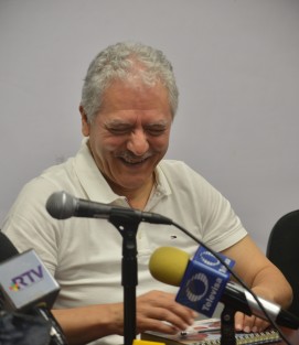 Entre risas y bromas el alcalde de Xalapa, Hipólito Rodríguez Herrero, dijo que el maestro Manzano <em>No era el mejor resultado en este momento, el también ya estaba cansado y pidió la oportunidad de trabajar en otra área y entonces ya estamos trabajando para que se desempeñe en otra área</em>.