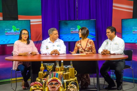 El Alcalde de Teocelo Mario A. Chama Díaz, la Presidenta del Sistema Municipal DIF, Mara Chama Villa y la Dirección de Turismo y Cultura a cargo de Julio C. Casas Casas, asistieron a la grabación del programa <em>Es tu Municipio</em> en Radio Televisión de Veracruz, con el objetivo de difundir y proyectar el Municipio de Teocelo, en el programa tuvo participación el  Ballet de Casa de Cultura y  la Sra Martha Baizabal con la muestra gastronómica. Teocelo agradece a RTV, al INVEDEM y su Director el Lic. Rafael Castillo Zugasti por la invitación y a la Secretaría de Gobierno de Veracruz por abrir estos espacios a los municipios del Estado.  