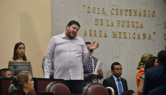 Se realizó la sexta sesión ordinaria del Congreso Local donde unos de los puntos que se discutieron fue el dictamen de las Comisiones Permanentes Unidas de Justicia y Puntos Constitucionales y de Derechos de la Niñez y la Familia, con proyecto de Decreto que reforma el artículo 242 del Código Civil.  