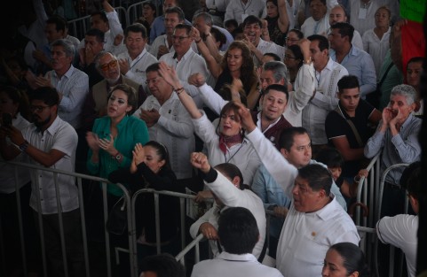Funcionarios presentes en la visita de AMLO en Coatepec, Ver.. 