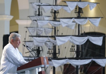En conferencia de prensa en el Museo Naval del Puerto de Veracruz, el presidente Andrés Manuel López Obrador dijo que ya inició el diálogo con autoridades de Estados Unidos, y que hay disponibilidad de los mismos para llegar a acuerdos en cuanto al impuesto a las mercancías mexicanas. 
