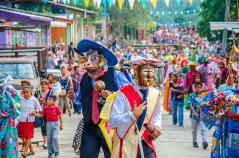 Concluyó con éxito  la tradicional fiesta patronal Baxtla 2019 en honor a la Visitación de Nuestra Señora, que contó con actividades religiosas, culturales, musicales y de entretenimiento que además de mantener vivas las costumbres, brindaron sana diversión a la población y visitantes  quienes este año participaron en la fiesta donde se  registró saldo blanco en su balance final.  