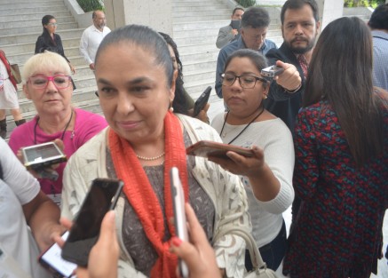 En la inauguración de este Foro también participó la rectora de la Universidad Veracruzana (UV), Sara Ladrón de Guevara.