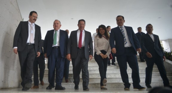  En el  auditorio Lerdo de Tejada de la Legislatura del Estado dieron inicio a los foros regionales del Plan Nacional de Desarrollo 2019-2024. Integrantes del Poder Legislativo, Judicial del Estado y autoridades municipales, así como federales, empresarios y académicos participarán  en dicho evento.