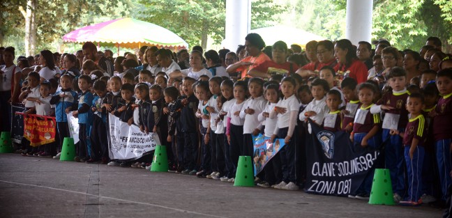 La Coordinación  de Educación Física Federalizada 17h, llevó a cabo con éxito la Cuarta Mini Olimpiada y la primera carrera del Guerrero Jaguar 2019, en el domo grande del recinto Ferial de Banderilla. En un ambiente completamente familiar, niños de varias instituciones educativas participaron de dichos eventos.