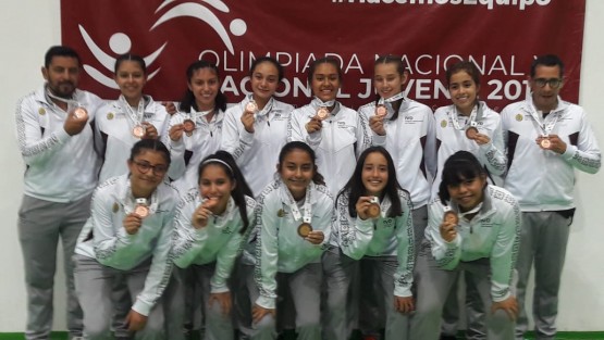 La Selección Infantil Mayor de Voleibol de sala obuvo la medalla de brnce en la Olimpiada Nacional y Nacional Juvenil celebrada en Colima, Col. Con la base de Xalapa Vip, las veracruzanas ganaron todos sus partidos de fase de grupo, obteniendo los mejores puntajes, pasando a la semi final de manera directa y ganando el bronce contra de su similar de Nuevo León. Un logro más en su ya triunfadora trayectoria en nacionales y el primero en Olimpiada Nacional para esta categoría.