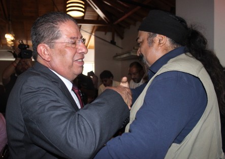 Diputados de la LXV Legislatura de Veracruz convivieron con comunicadores, con motivo del Día de la Libertad de Expresión. Los legisladores les expresaron su reconocimiento por su labor informativa. 