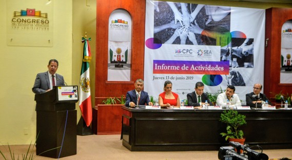 En el auditorio Sebastián  Lerdo de Tejada se llevó a cabo el informe del Sistema Estatal de Anticorrupción del Estado de Veracruz por parte Sergio Vázquez Jimez, quien tomó protesta a José Emilio Cárdenas Escobosa, como nuevo presidente del comité de participación ciudadana del Sistema Estatal Anticorrupción