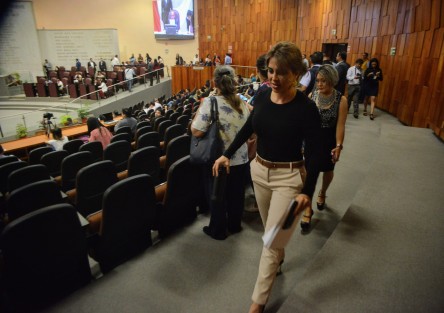 Aspectos de la Octava Sesión Ordinaria de la LXV Legislatura del Congreso de Veracruz. 