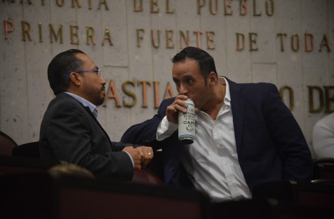 Aspectos de la Octava Sesión Ordinaria de la LXV Legislatura del Congreso de Veracruz. 