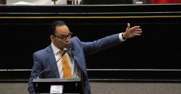 Aspectos de la Octava Sesión Ordinaria de la LXV Legislatura del Congreso de Veracruz. 