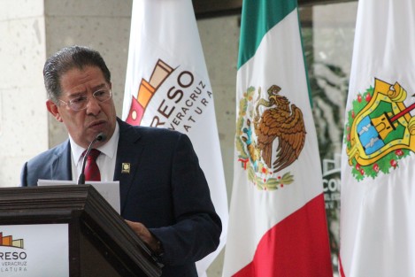 El diputado José Manuel Pozos Castro, presidente del H. Congreso del Estado de Veracruz, dio la bienvenida a la juventud veracruzana que participó en el Foro sobre la Ley General de las Juventudes en su capítulo Veracruz, titulado Jóvenes, cámara y acción.
