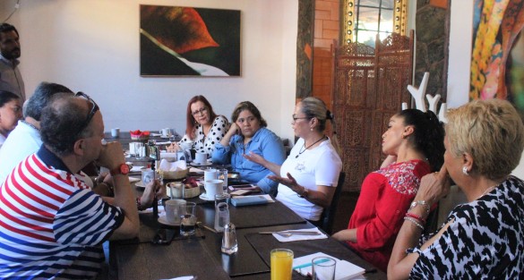 La titular de la Comisión Estatal de Derechos Humanos del Estado de Veracruz (CEDHV),  Namiko Matsumoto, convivió con comunicadores con motivo del Día de la Libertad de Expresión; en posterior conferencia habló sobre la libertad de tránsito