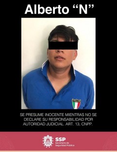 Elementos de la Secretaría de Seguridad Púbica (SSP), adscritos a la Policía Estatal, detuvieron a Juan Manuel N y Alberto N; señalados por el presunto delito de homicidio en la colonia El Mirador, de la ciudad de Xalapa. 