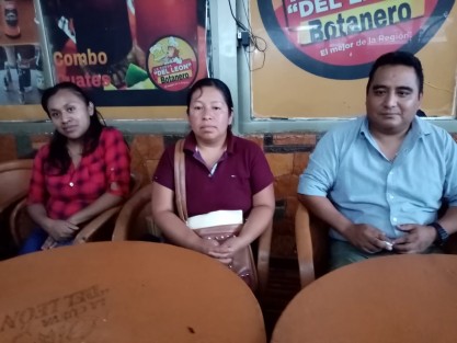 Ricardo Pérez Marcos, José Luis Castro y Valentina Temoxtle Flores, ediles del Ayuntamiento de Mixtla, Ver., están citados a declarar el próximo primero de julio a las diez de la mañana ante la Fiscalía de la Ciudad de Xalapa, que representa el Fiscal Especializado licenciado Humberto Vásquez Medina de la Fiscalía Especializada en Combate a la Corrupción del Estado de Veracruz dentro de la carpeta 387/2109.