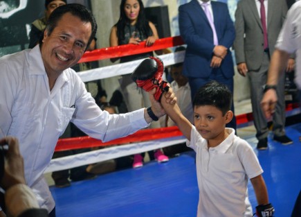 El mandatario estatal dijo que el Velódromo será recuperado poco poco para uso de los jóvenes veracruzanos; descartó que este sitio vaya a ser utilizado para otro fin.