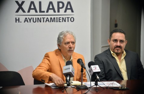 Además de presumir que la fiesta del pambazo fue todo un éxito, el alcalde de Xalapa, Hipólito Rodríguez Herrero, anunció que el exdirector de recursos Humanos del Ayuntamiento, Eduardo Maggio Cena, en los próximos días se incorpora al DIF municipal.  