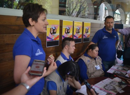  IMIDI, A.C. lanzó la campaña nacional #YoCambioLaHistoria, que busca modificar el paradigma del asistencialismo a la generación de oportunidades para personas con Síndrome de Down, el próximo jueves a las 17:00 horas en la Biblioteca Carlos Fuentes.