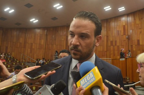 El diputado Juan Manuel de Unánue Abascal, integrante del Grupo Legislativo del Partido Acción Nacional, emitió un pronunciamiento en el que destacó que la participación ciudadana en la construcción de políticas públicas todavía está en fase de crecimiento.