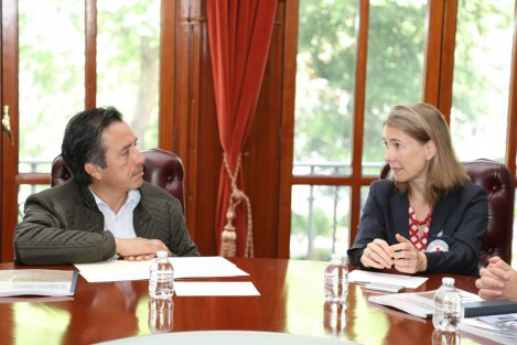 En la presentación de la estrategia en materia de desaparición de personas, el Gobernador del Estado, Cuitláhuac García Jiménez se reunió con Sophie Orr, Directora Regional para América del Comité Internacional de la Cruz Roja (CICR) con sede en Ginebra, Suiza, así como con Carlos Morazzani, Coordinador de Operaciones para América del CICR 