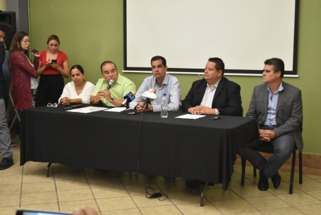 Integrantes de la Dirección de Desarrollo Económico del  Ayuntamiento de Xalapa anunciaron la segunda feria del empleo  Xalapa 2019, a realizarse el miércoles 10 de julio, de 9:00 am a 14:00 pm en el parque Juárez de Xalapa. 