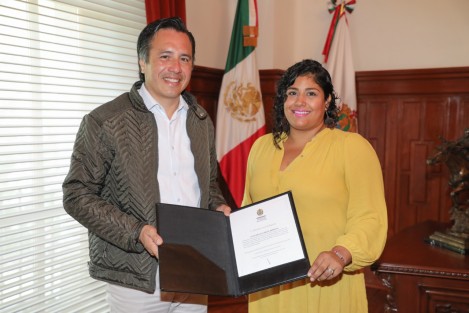 Junto con la presentación de un Plan de Fortalecimiento de la Comisión Estatal de Búsqueda de Veracruz (CEB), el gobernador Cuitláhuac García Jiménez nombró a Brenda Cerón Chagoya como encargada de Despacho de este organismo. 