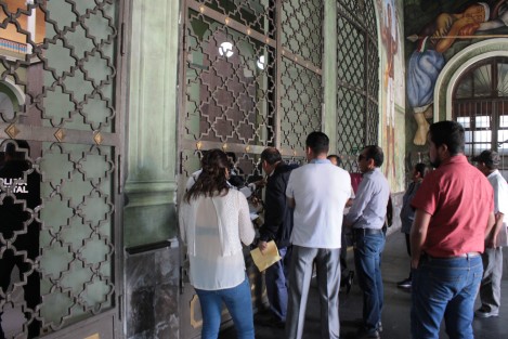 Luego del plantón de habitantes de Pajapan en espera de audiencia, la entrada al Palacio de Gobierno está restringida.  