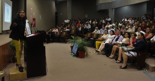 El alcalde de Teocelo, Mario Antonio Chama Díaz participó en el Seminario para el Fortalecimiento de la Gestión Municipal, organizado por el Congreso del Estado a través de la Comisión de Desarrollo y Fortalecimiento Municipal y el Órgano de Fiscalización Superior del Estado (ORFIS). 