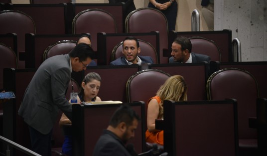 Actividad legislativa durante la Décimo tercera Sesión Ordinaria del Segundo Período de Sesiones Ordinarias, Primer Año de Ejercicio Constitucional.  