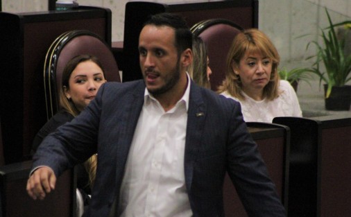 Actividad legislativa durante la Décimo tercera Sesión Ordinaria del Segundo Período de Sesiones Ordinarias, Primer Año de Ejercicio Constitucional. 