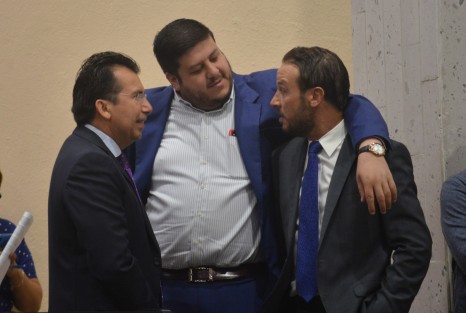 Aspectos de la Decimacuarta Sesión Ordinaria del Segundo Período de Sesiones Ordinarias; Primer Año de Ejercicio Constitucional, de la LXV Legislatura de Veracruz. 