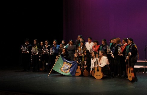 Con un concierto de gala en el que se presentaron todas las tunas invitadas, concluyó el VI Festival de Tunas Femeniles Xalapa 2019. Durante tres días, la capital veracruzana se llenó de música y colorido con estas agrupaciones, para deleite de locales y visitantes.  