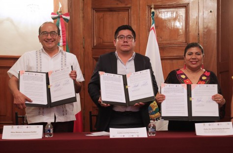 El Instituto Veracruzano de Asuntos Indígenas (IVAIS) y el Instituto Veracruzano de Educación para los Adultos (IVEA) firmaron un convenio de colaboración en materia educativa.