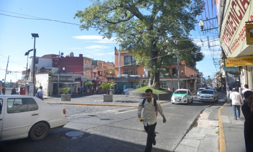 A pesar de que autoridades municipales dijeron que al inicio del mes de agosto comenzarían las obras de la calle Revolución, hasta ahorita no se sabe cuándo iniciarán los trabajos.  