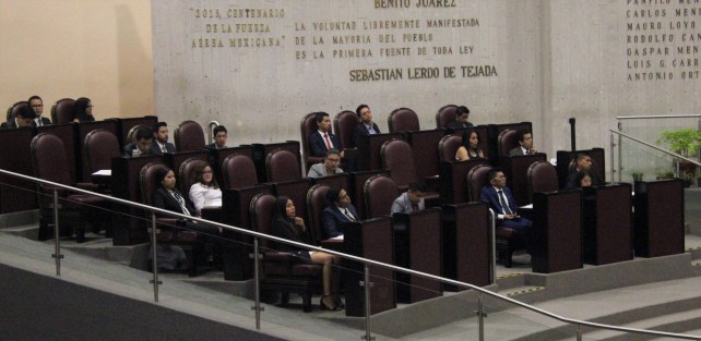 En el Congreso del Estado de Veracruz este 6 de agosto se llevó a cabo la sesión ordinaria del XV Parlamento de la Juventud Veracruzana, organizado por la LXV Legislatura, a través de la Comisión Permanente de Juventud y Deporte y Atletas con Discapacidad, presidida por la diputada Elizabeth Cervantes de la Cruz, y el Instituto Veracruzano de la Juventud (IVJ). 