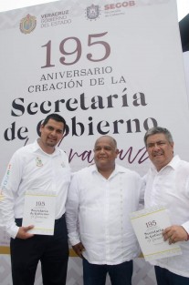 El Alcalde Mario Chama Díaz y el Secretario del Ayuntamiento de Teocelo, Zimri Abimelech Arellano, asistieron a esta gran conmemoración, encabezada por el Gobernador del Estado de Veracruz Ing. Cuitláhuac García Jiménez, el Secretario de Gobernación Ing. Eric Patrocinio Cisneros Burgos y la anfitriona, la Alcaldesa Martha Ximena Rodríguez Utrera del Ayuntamiento de Soledad de Doblado, Veracruz.