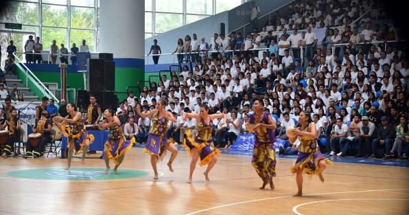 La ceremonia de bienvenida, además de los discursos de autoridades y estudiantes, fue amenizada por la Xalli Big Band; además, se presentaron los medallistas de la Universiada Nacional 2019; hubo una demostración deportiva por el equipo de gimnasia aeróbica que causó algarabía entre los jóvenes; participaron alumnos de la Facultad de Danza con un cuadro afromestizo y cerró con el Ballet Folklórico, que presentó un cuadro de danzas indígenas de México, a propósito del Día Internacional de los Pueblos Indígenas y fue acompañado de diversos ensambles del grupo Tlen Huicani. 