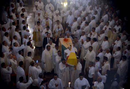 En la Catedral Metropolitana de la ciudad de Xalapa se realizo la misa  y sepelio del Cardenal Sergio Obeso acompañado de jerarcas católicos del país, autoridades estatales, figuras políticas y feligreses  se le  dio una emotiva despedida. 